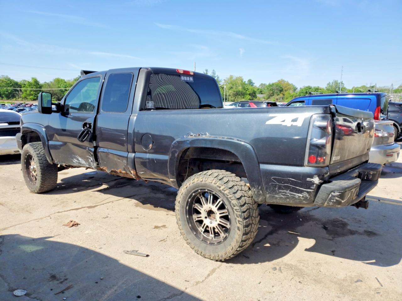 2005 Chevrolet Silverado K1500 - Фото 2
