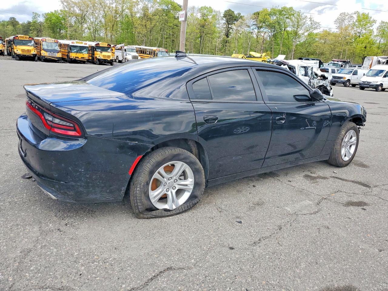 2023 Dodge Charger Sxt - Image 3