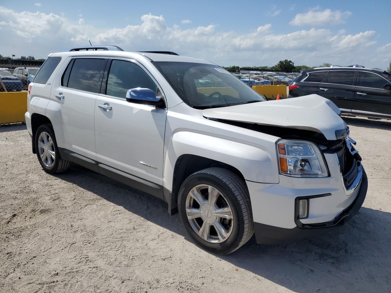 2016 GMC Terrain Slt - Image 4