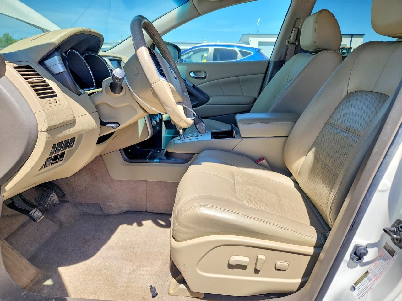 2012 Nissan Murano S - Image 7