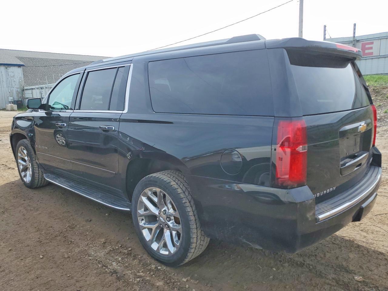 2017 Chevrolet Suburban K1500 Premier - Image 2