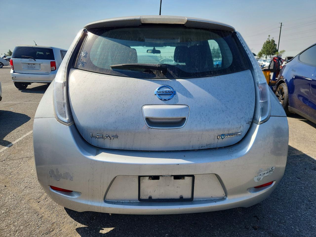 2013 Niss Leaf - Фото 6