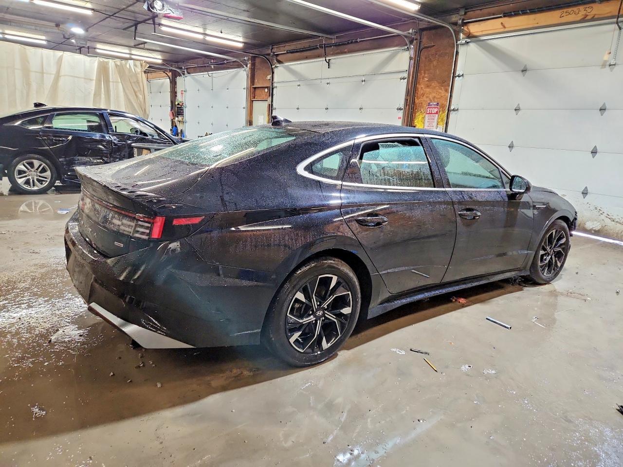 2025 Hyundai Sonata Sel - Image 3
