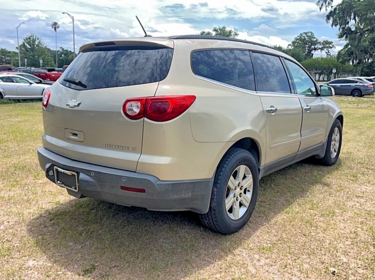 2011 Chevrolet Traverse Lt - Фото 4