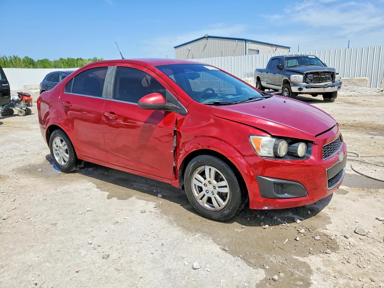 2013 Chevrolet Sonic Lt - Фото 4