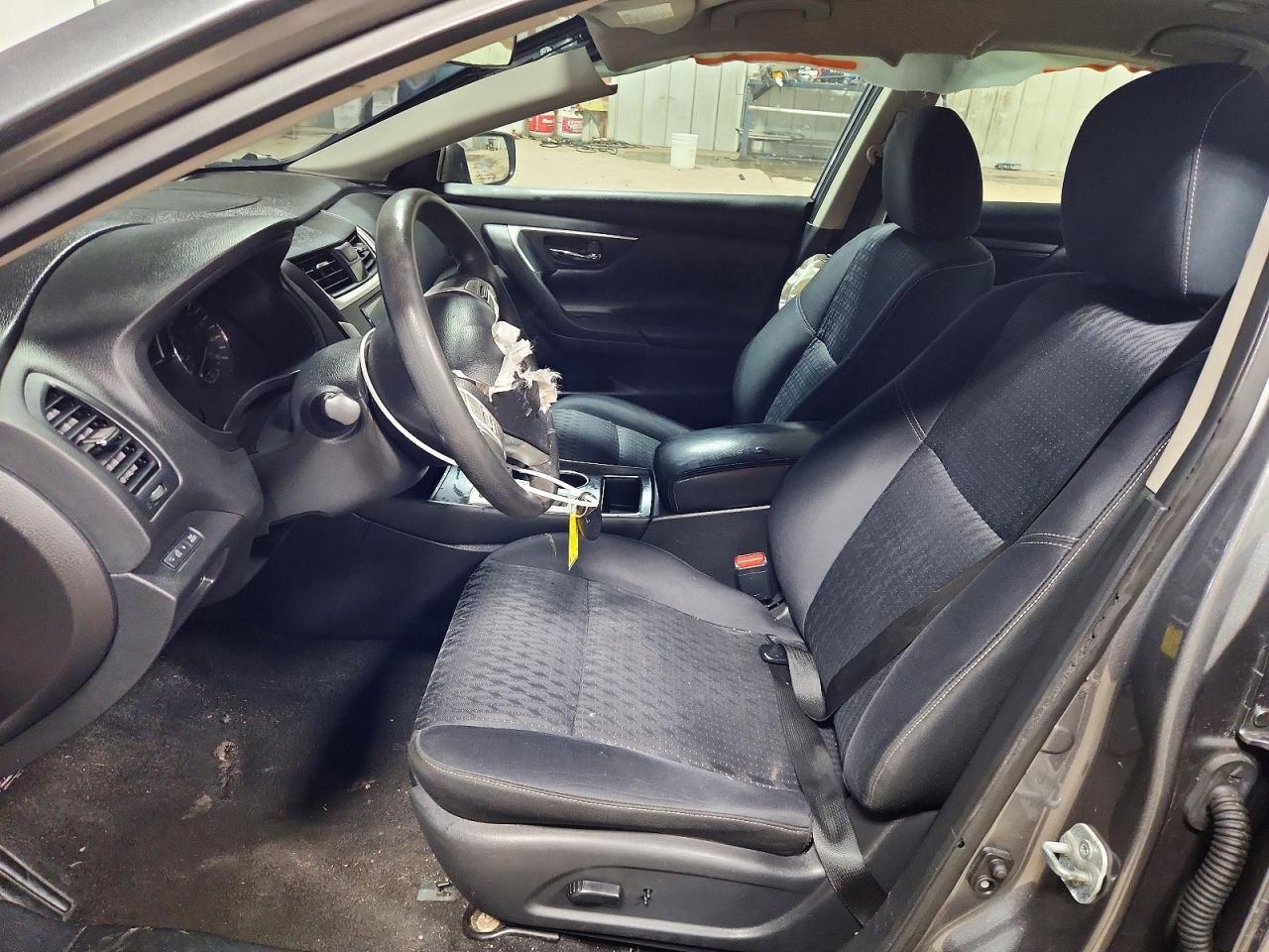 2016 Nissan Altima 2.5 S - Фото 7