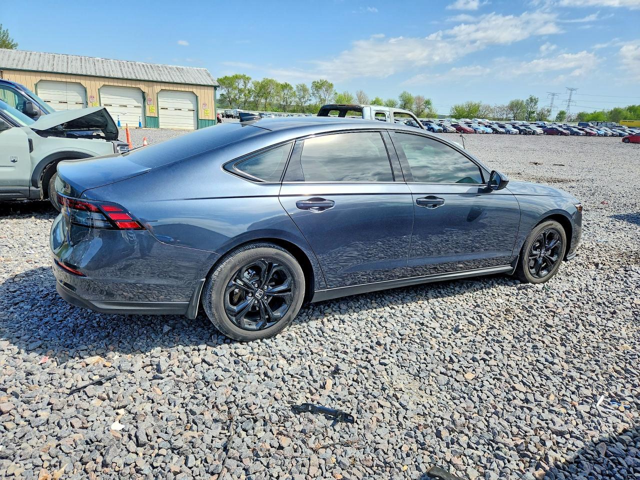 2025 Honda Accord Se - Image 3