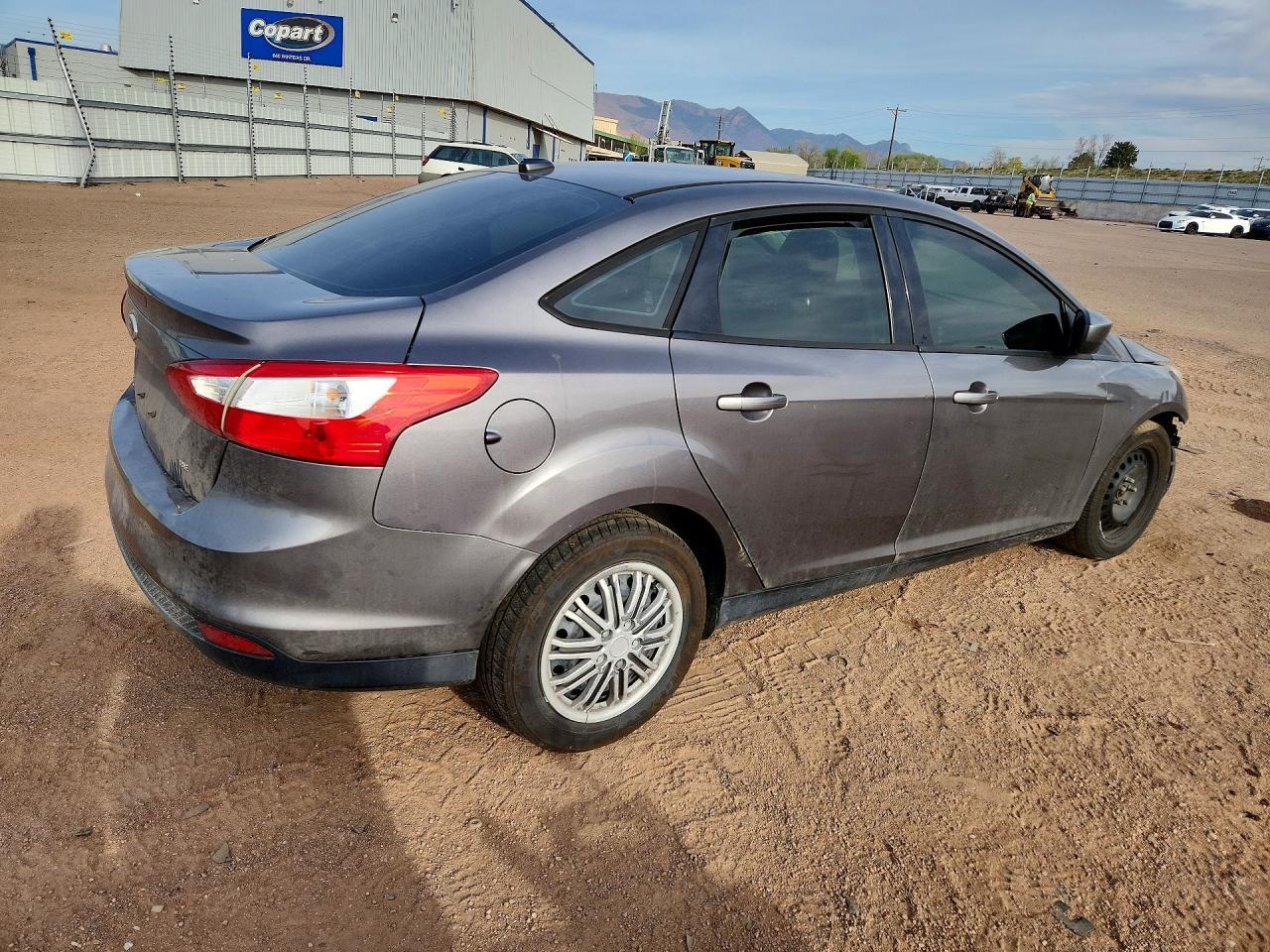 2012 Ford Focus Se - Фото 3