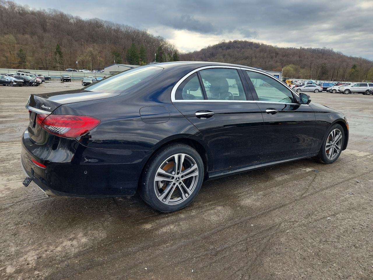 2021 Mercedes-Benz E 350 4Matic - Фото 3