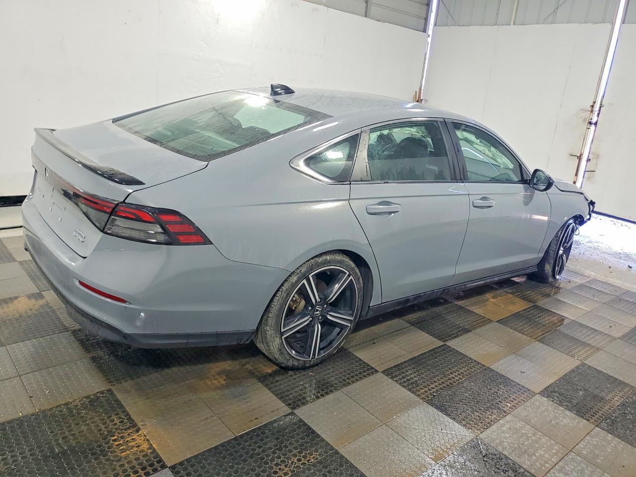 2023 Honda Accord Hybrid Sport - Фото 3