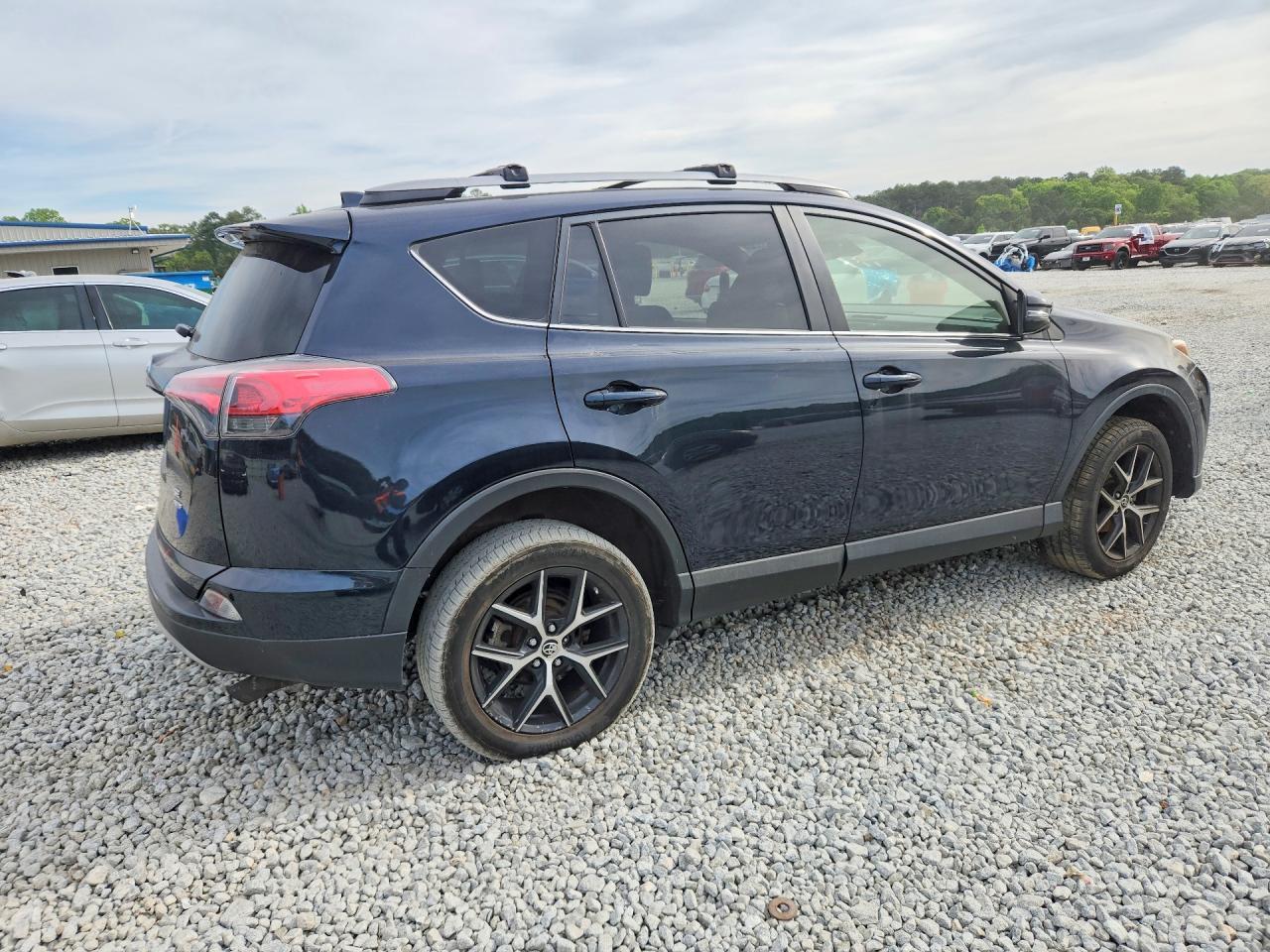 2017 Toyota Rav4 - Фото 3