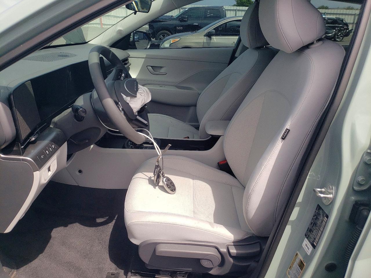 2024 Hyundai Kona Se - Image 7