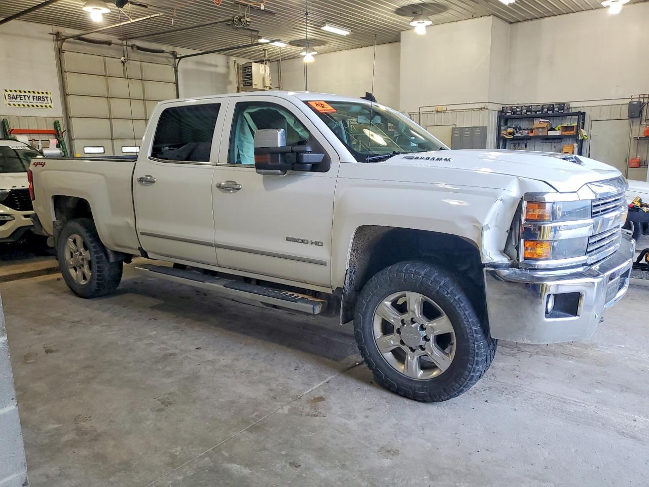 2019 Chevrolet Silverado K2500 Heavy Duty Ltz - Фото 4