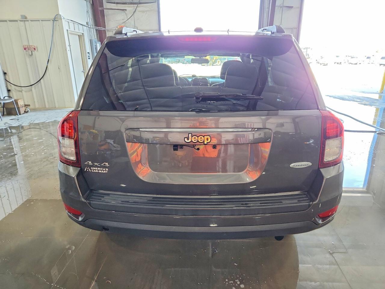2016 Jeep Compass Latitude - Image 6