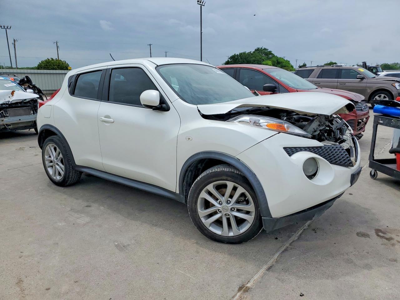2013 Nissan Juke S - Фото 4