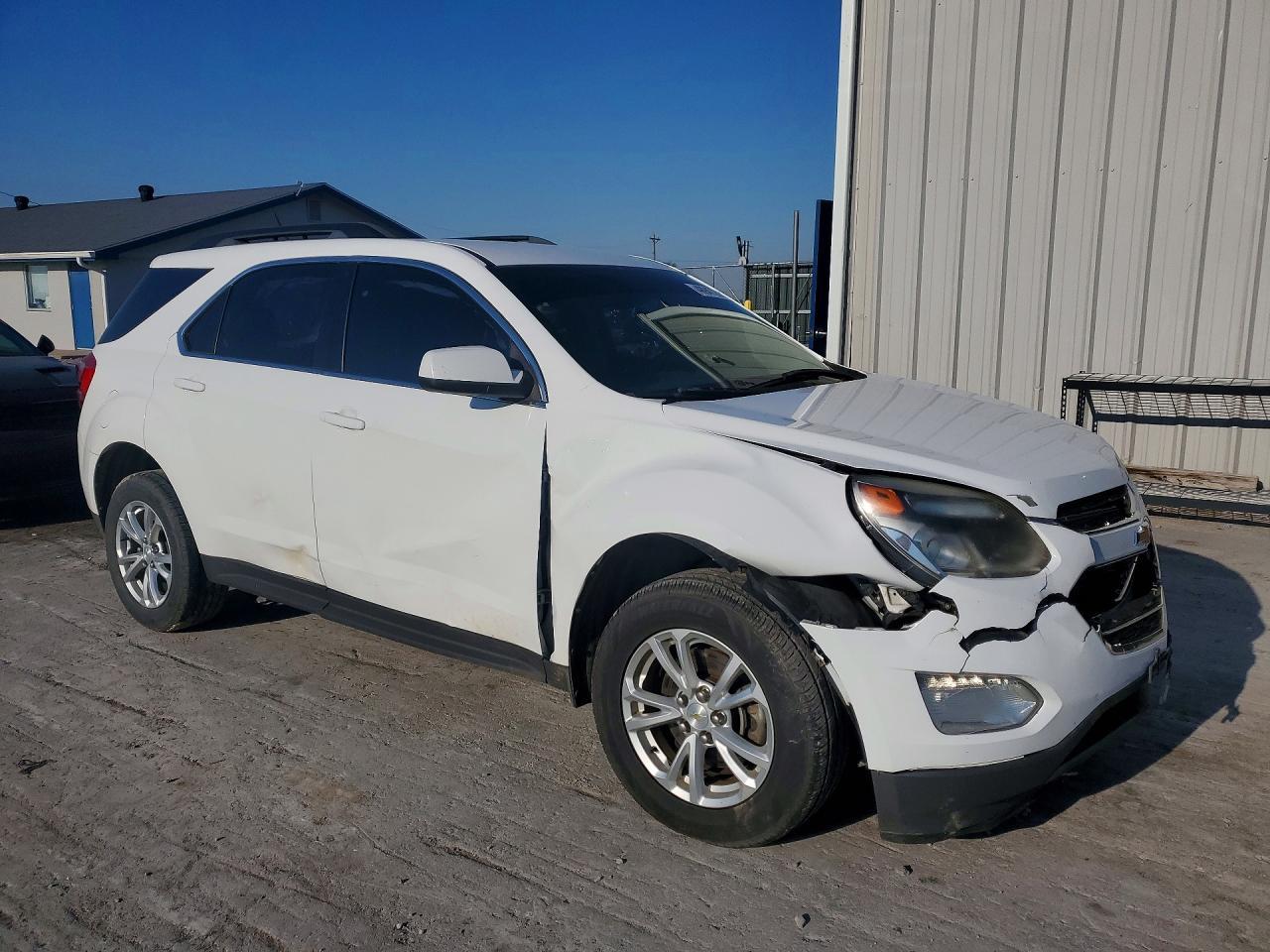 2017 Chevrolet Equinox Lt - Image 4
