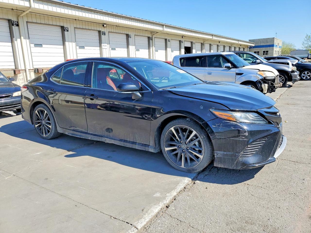 2019 Toyota Camry Xse - Фото 4