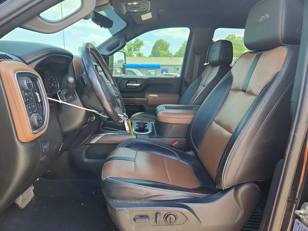 2022 Chevrolet Silverado K3500 High Country - Image 7