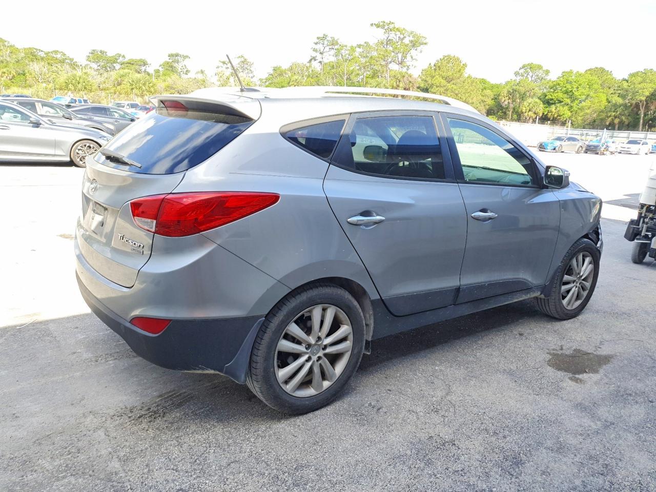 2012 Hyundai Tucson Limited - Фото 3