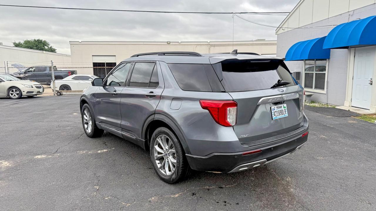 2022 Ford Explorer Xlt - Фото 3