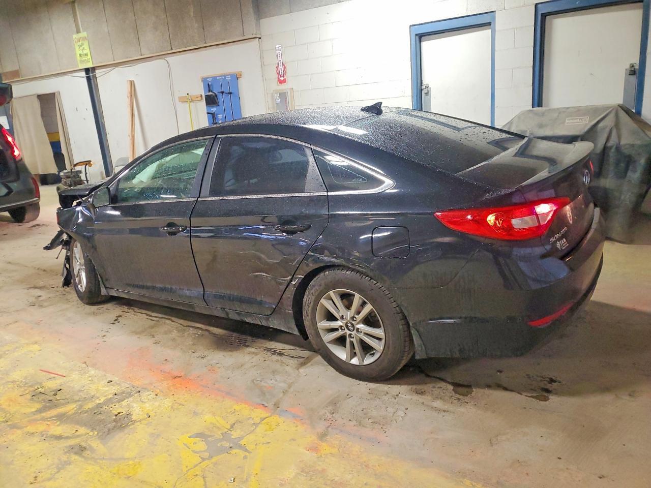 2015 Hyundai Sonata Se - Фото 2