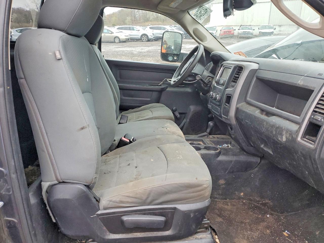 2013 Ram 2500 St - Image 7