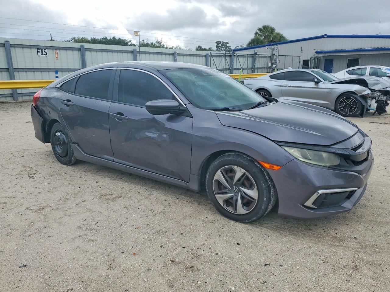 2019 Honda Civic Lx - Image 4