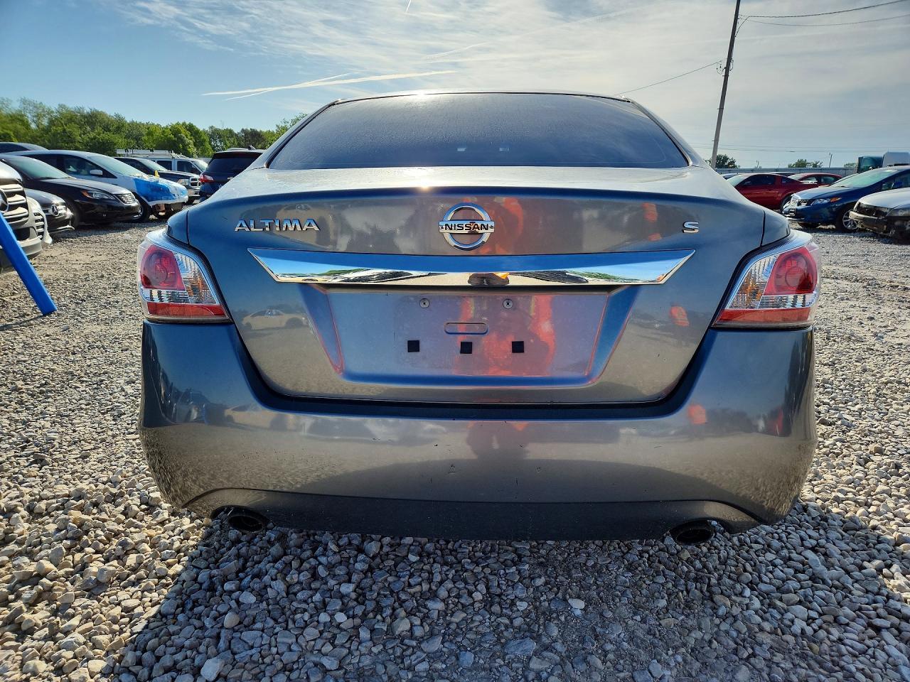 2015 Nissan Altima 2.5 S - Фото 6