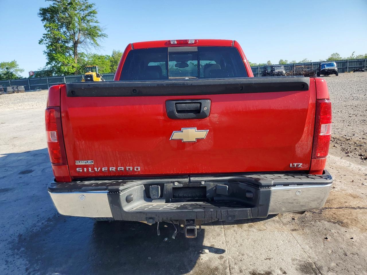 2009 Chevrolet Silverado K1500 Ltz - Image 6