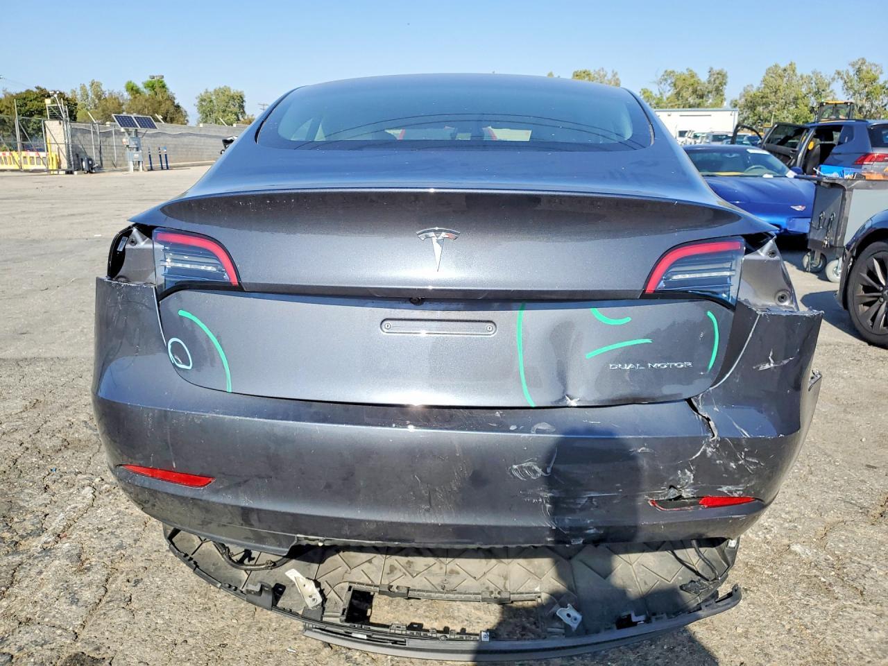 2023 Tesla Model 3 - Фото 6