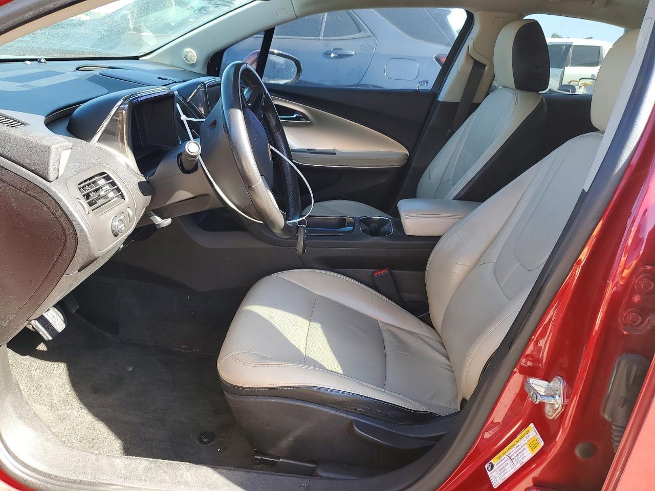 2011 Chevrolet Volt - Image 7
