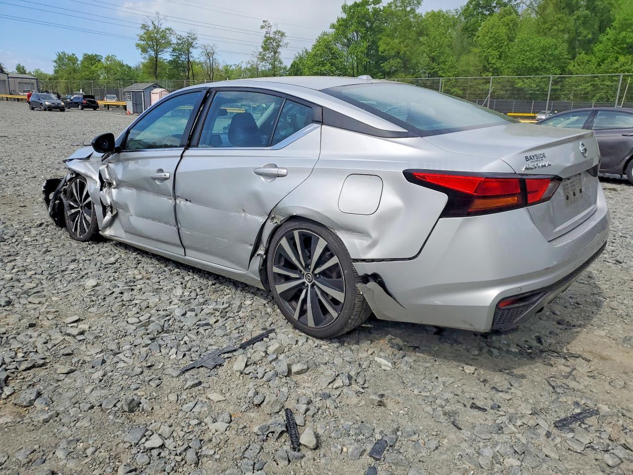 2020 Nissan Altima Sr - Image 2