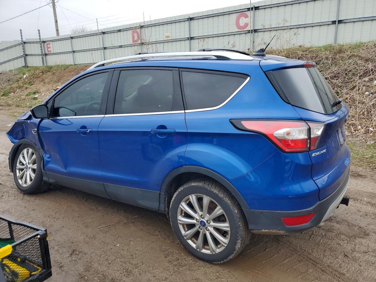 2018 Ford Escape Titanium - Фото 2