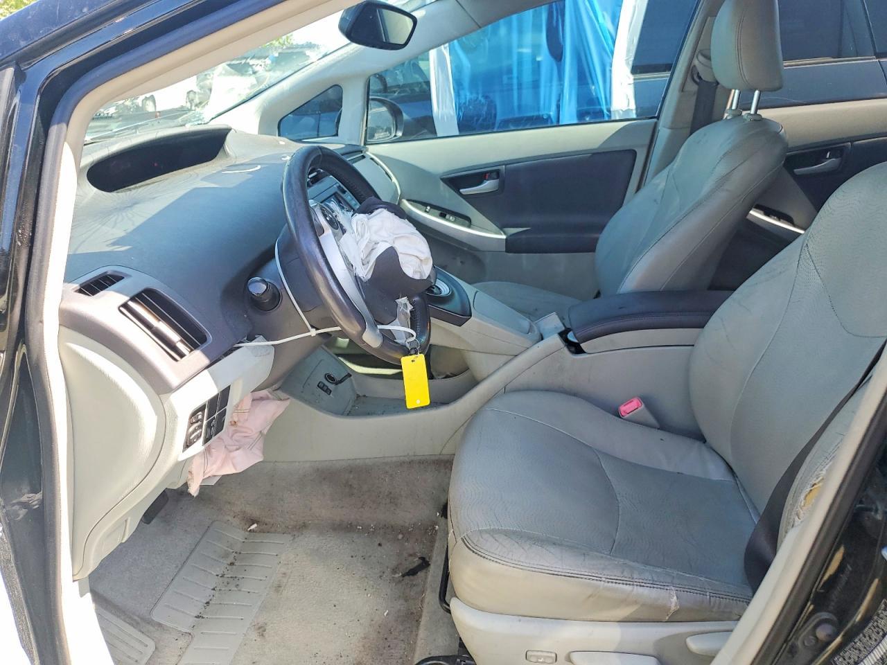 2010 Toyota Prius Iv - Фото 7