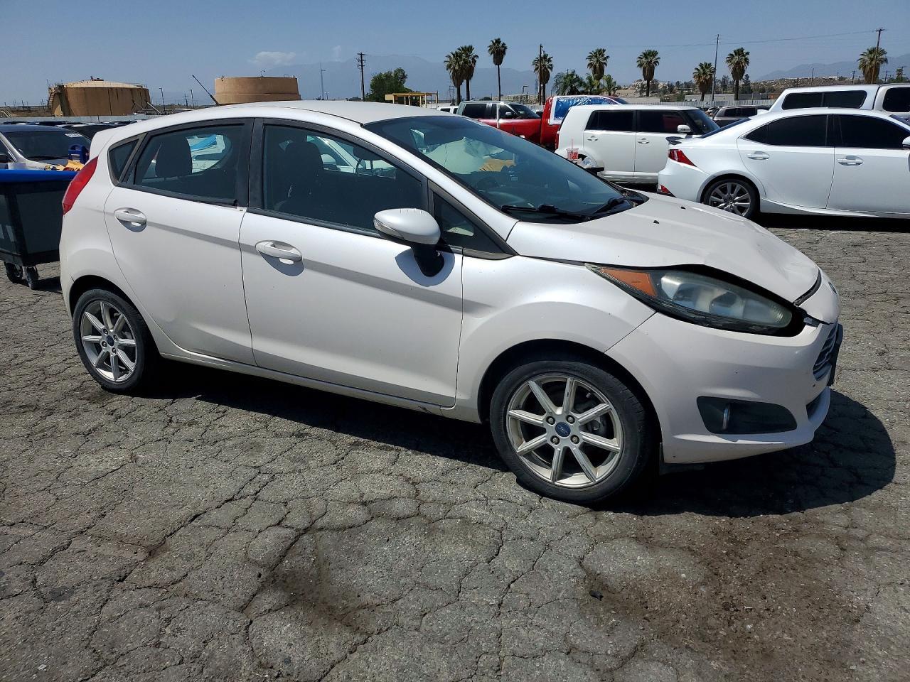 2016 Ford Festiva - Фото 4