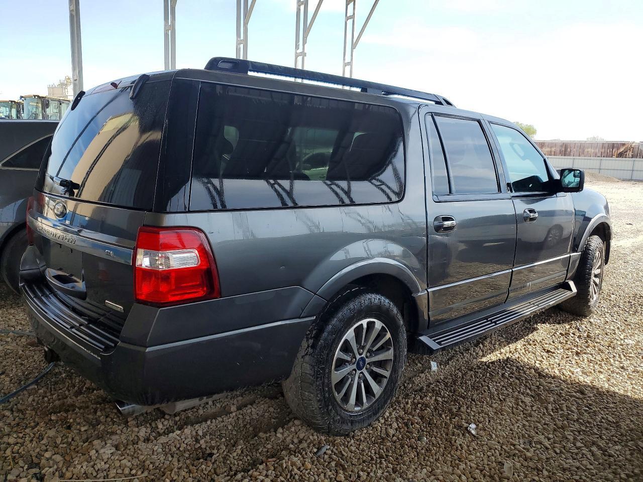 2017 Ford Expedition El Xlt - Image 3
