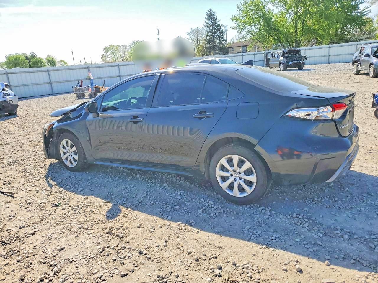 2021 Toyota Corolla Le - Фото 2