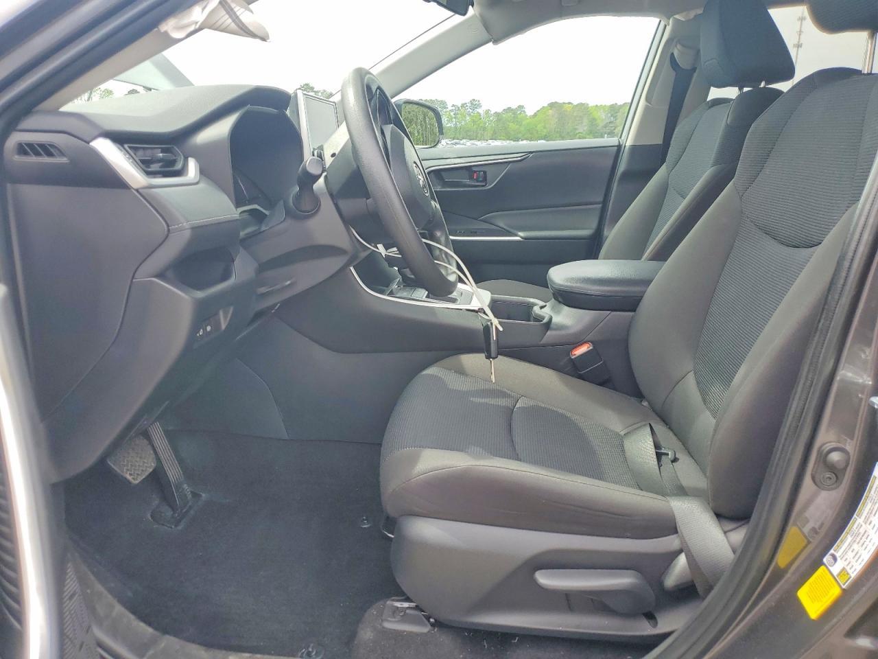 2024 Toyota Rav4 Le - Фото 7