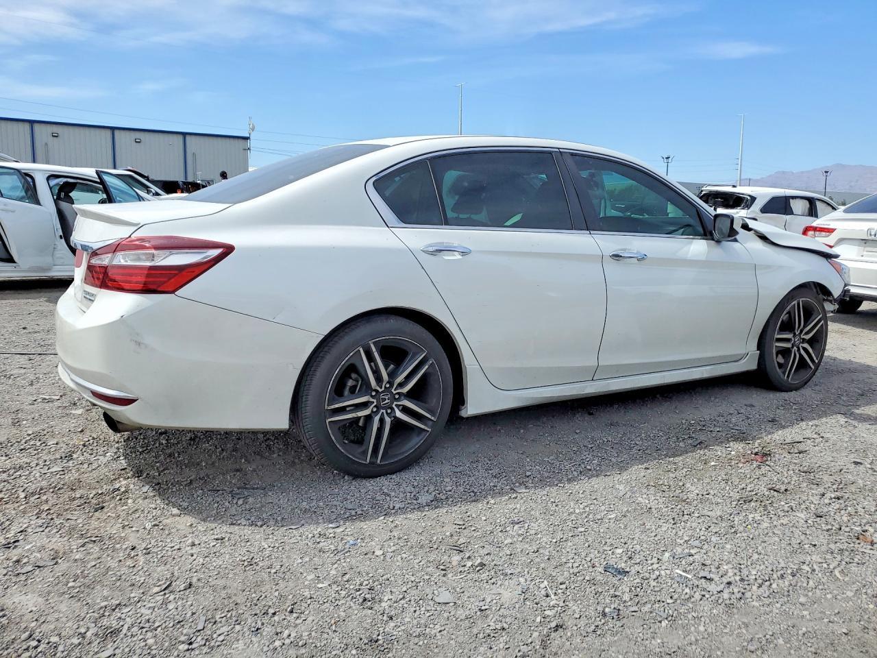 2017 Honda Accord Sport Special Edition - Фото 3