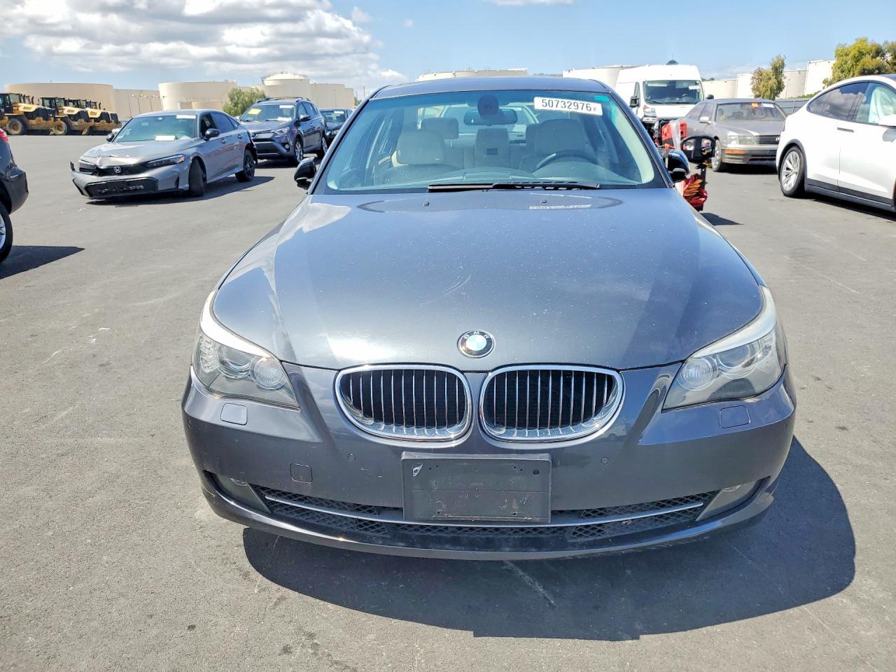 2010 BMW 535 I - Image 5