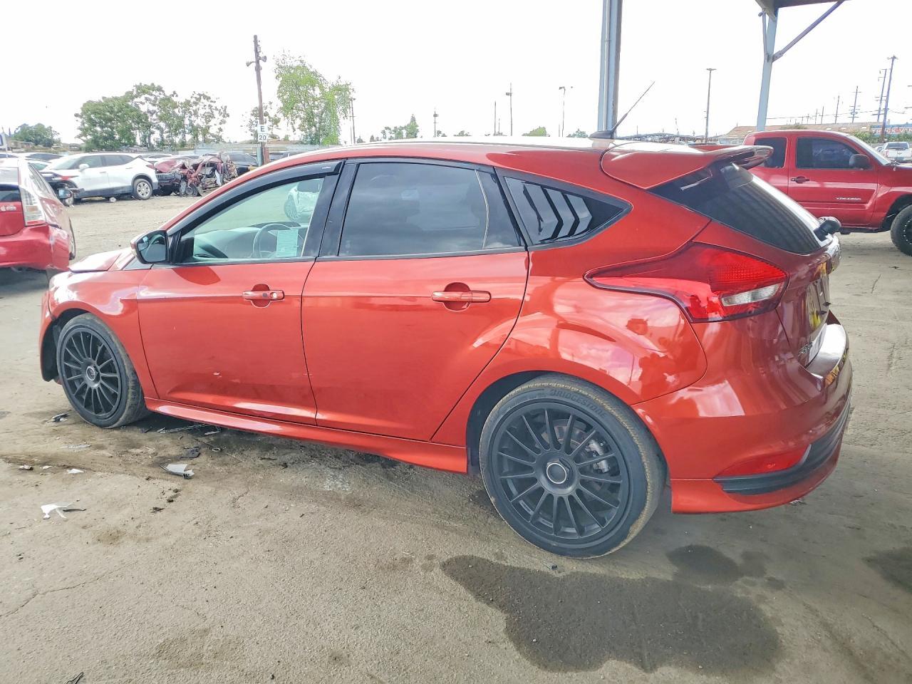 2018 Ford Focus St - Фото 2