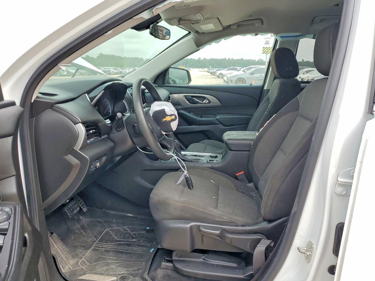 2020 Chevrolet Traverse Ls - Фото 7