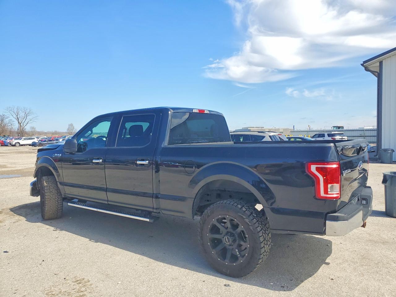 2016 Ford F150 Supercrew - Фото 2