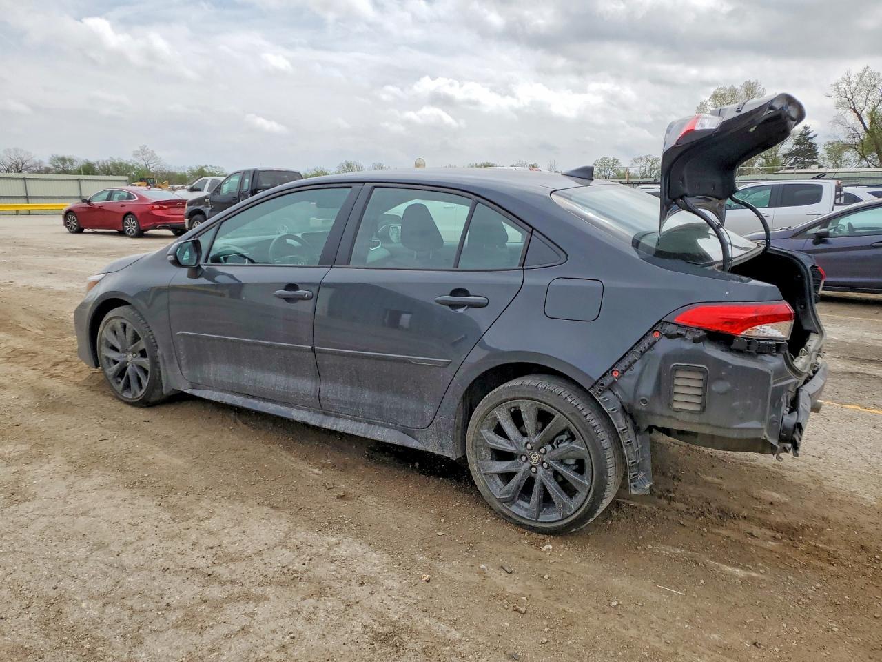 2024 Toyota Corolla Se - Image 2