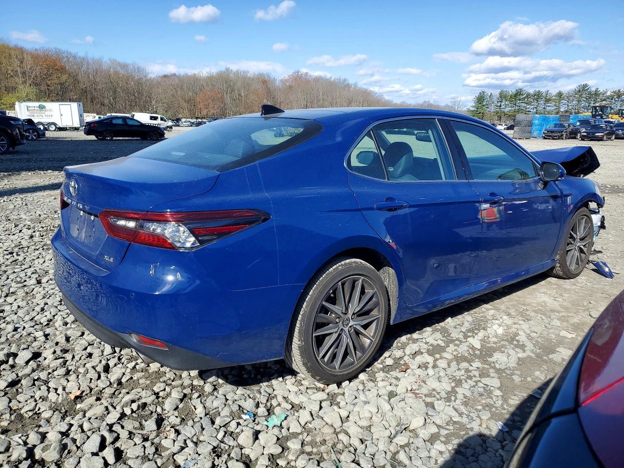 2023 Toyota Camry Xle V6 - Фото 3