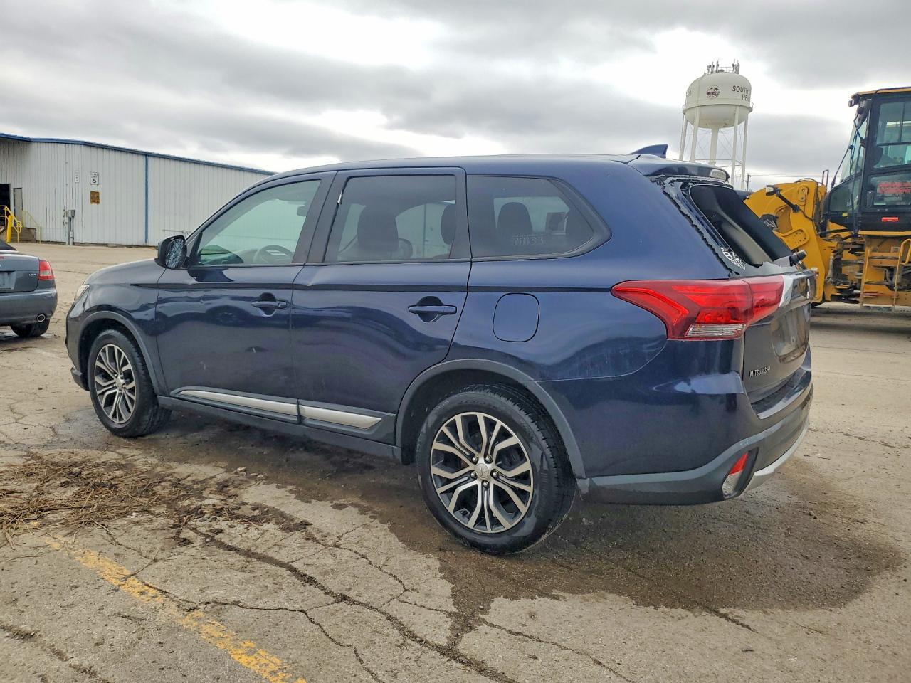 2018 Mitsubishi Outlander Es - Фото 2