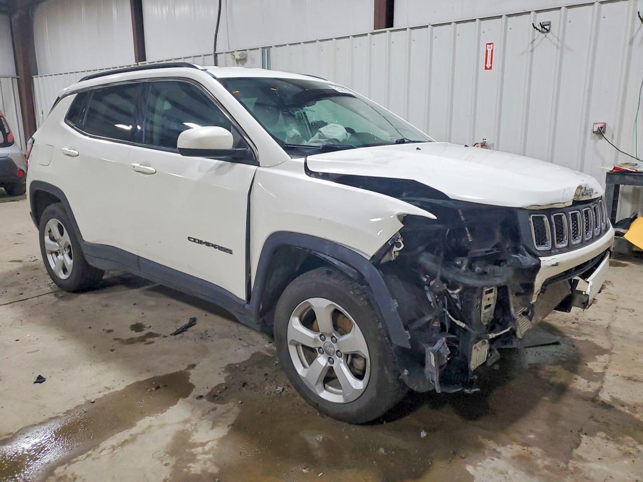 2019 Jeep Compass Latitude - Image 4