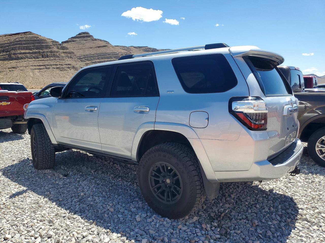 2024 Toyota 4Runner Sr5 Premium - Фото 2