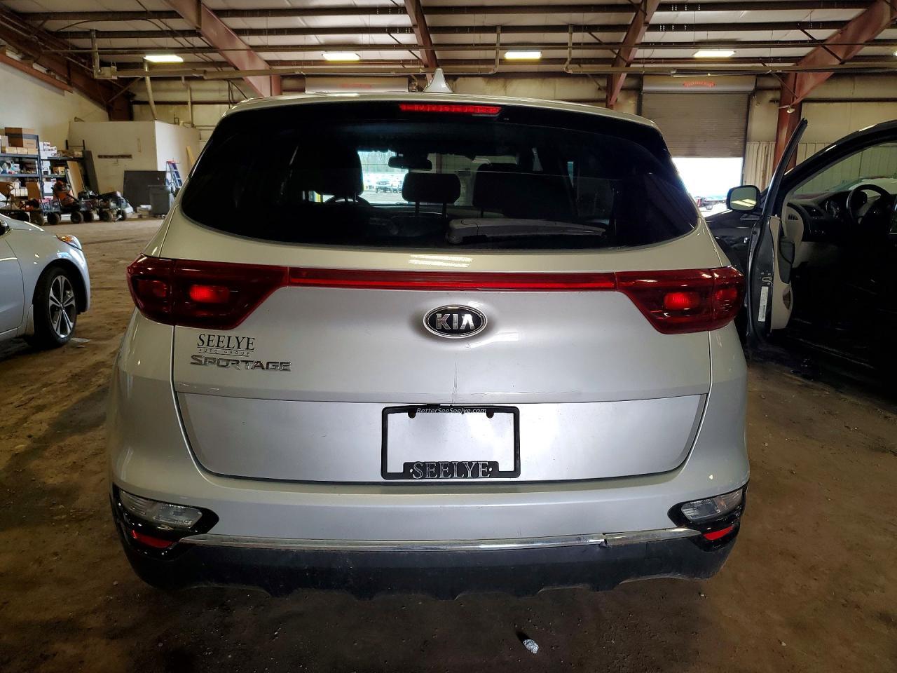 2021 Kia Sportage Lx - Image 6
