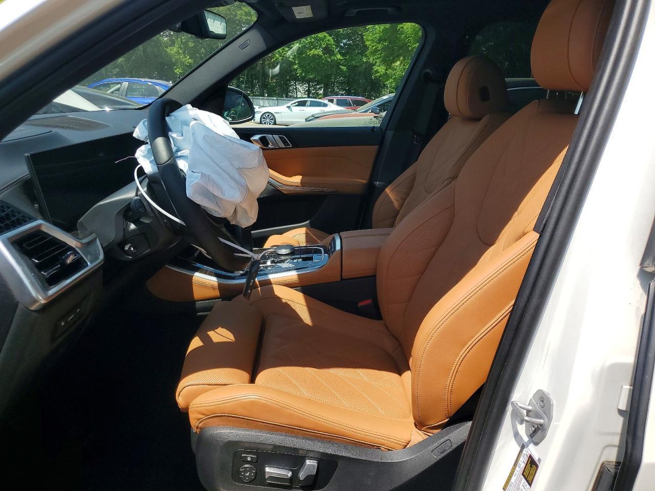 2025 BMW X5 xDrive40I - Фото 7